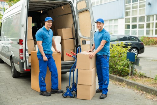 Flexible man and van transport in Harrow on the Hill